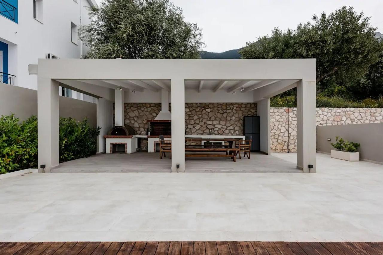 Etherealvilla-Family Villa With Pool Lourdata  Esterno foto