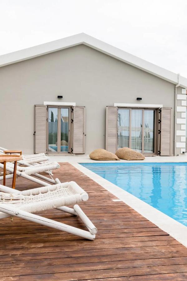 Etherealvilla-Family Villa With Pool Lourdata  Esterno foto